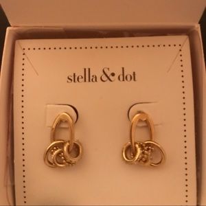 Stella & Dot Maika Earrings